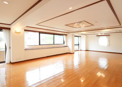AOYAMA