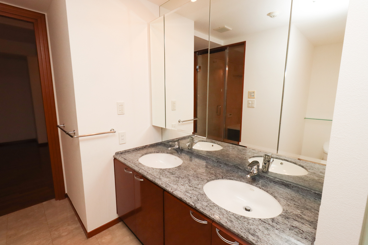 タワーレジデンス四谷