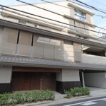 鶯啼居B号室